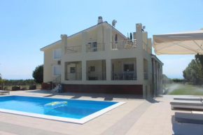 Villa Pantelis